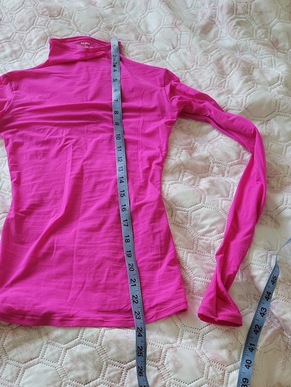 SKIMS Mock Neck Long Sleeve Stretch top - Bright Pink - Picture 6 of 7